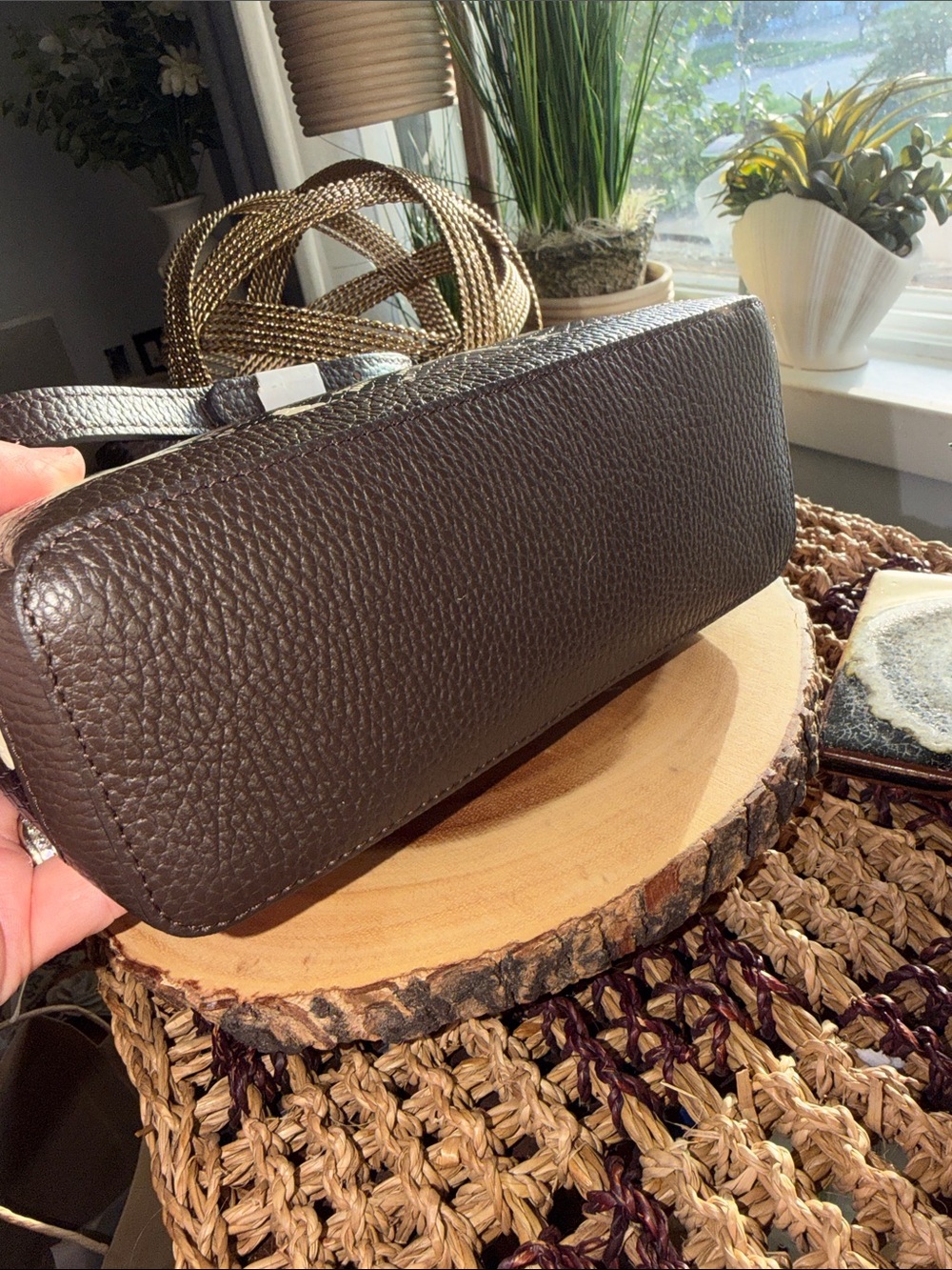 Python-Texture Top Handle Crossbody Bag in Black and Cream - Picture 5 of 7